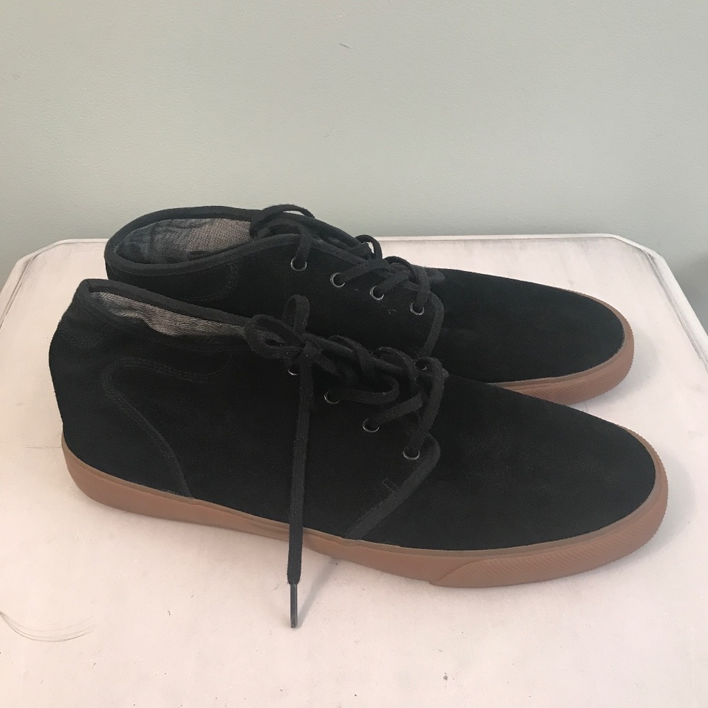 DC black suede skateboard shoes - Picture 1 of 16